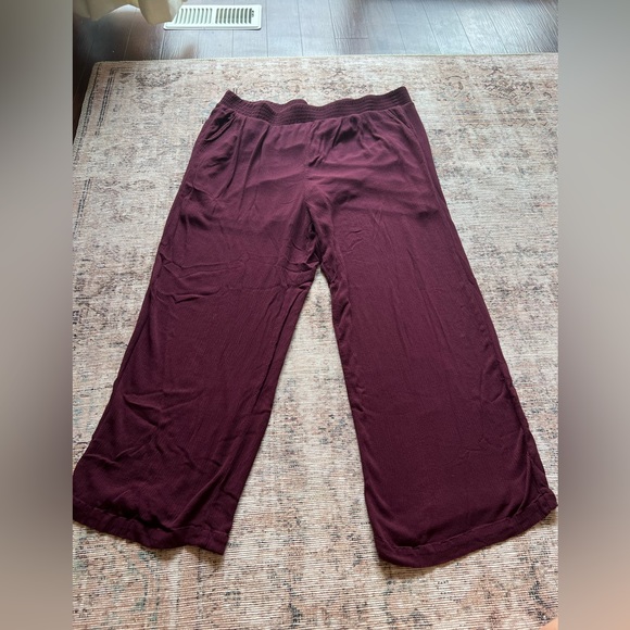 torrid Pants - Torrid maroon linen wide leg pants with pockets
